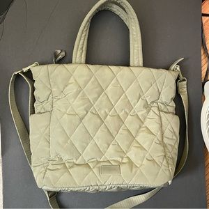 Vera Bradley Quilted Puffer purse